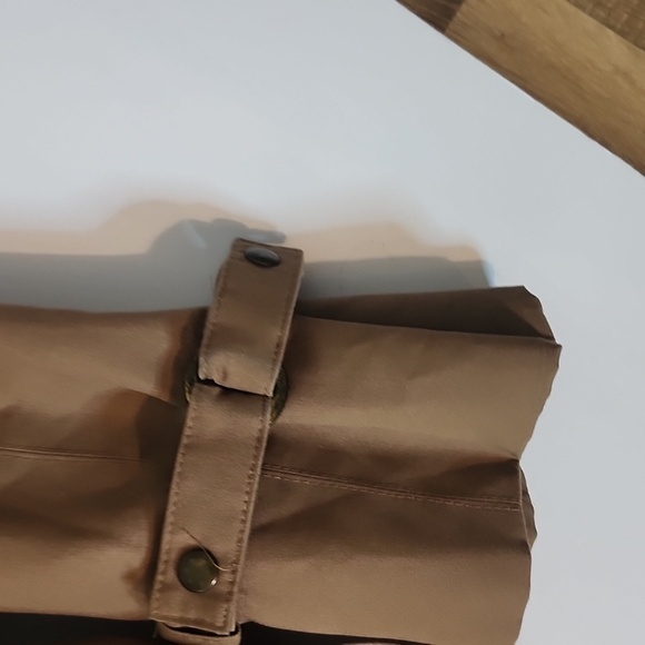 Etienne Aigner Tan Trench Coat Classic Relaxed Fit - Picture 5 of 16